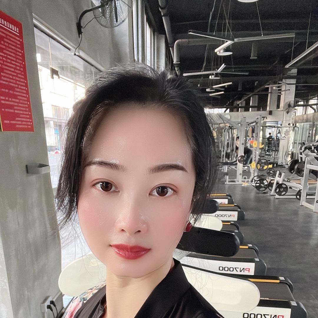 伊伊🎉