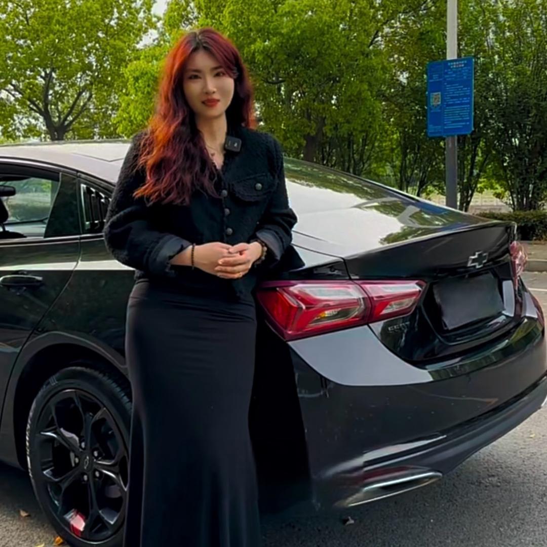 苏州大漂亮二手车