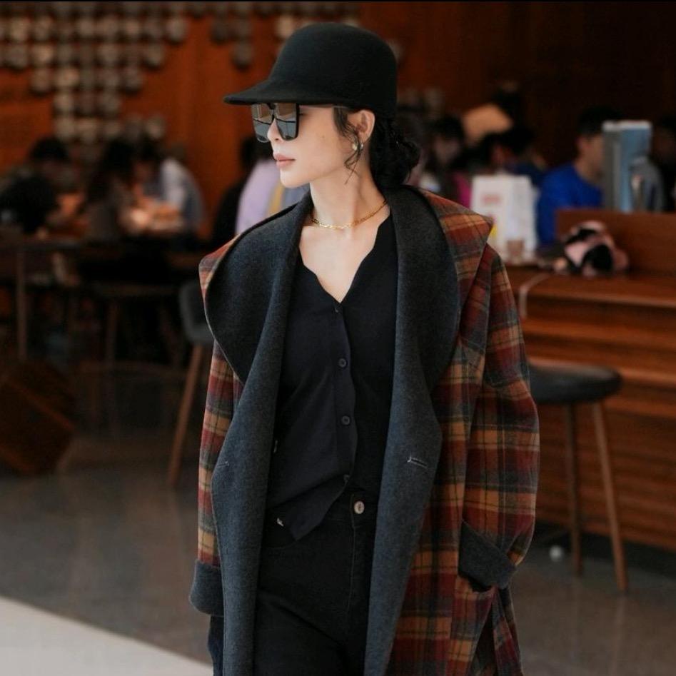 潘依绣穿搭分享^_^