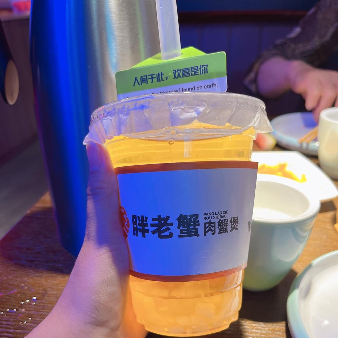 在驿站里的小阿姨