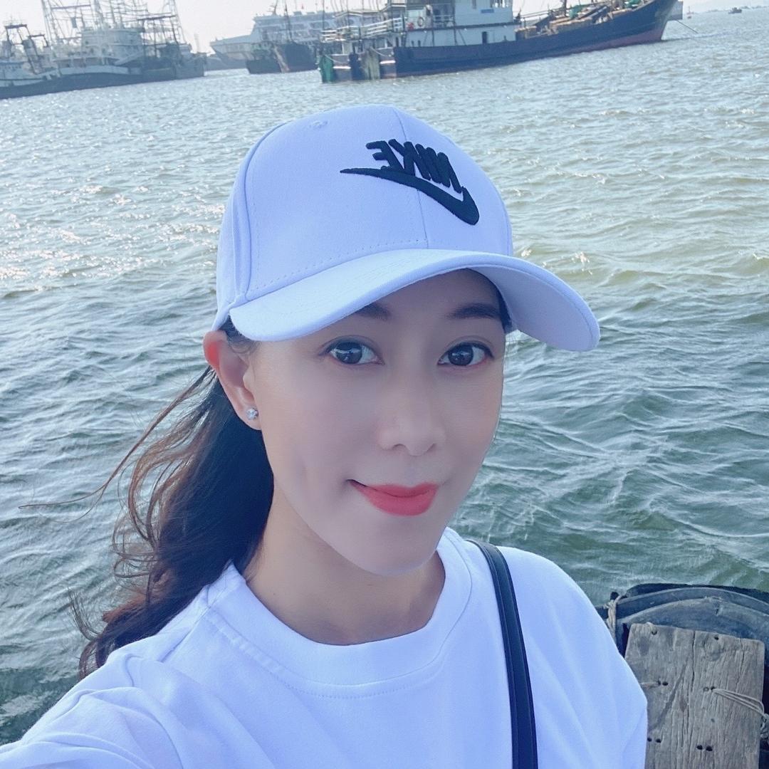 海鲜老板梁-香姐