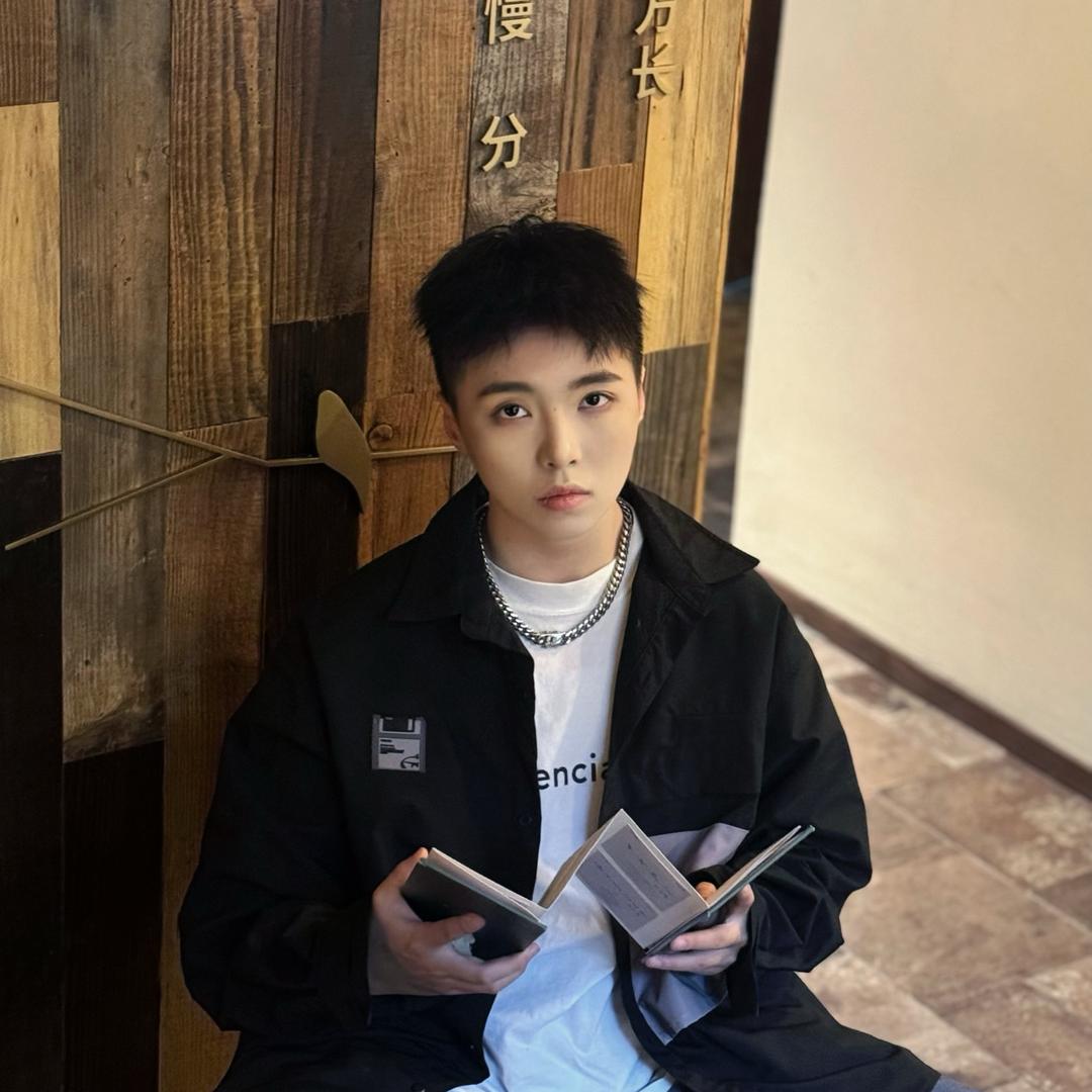 一条黑龙（暗牌王）