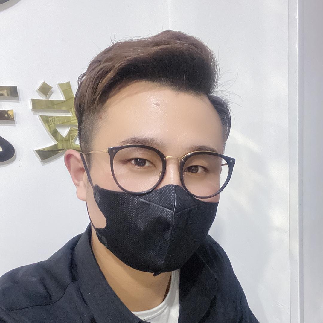 轩发艺，朱宏轩