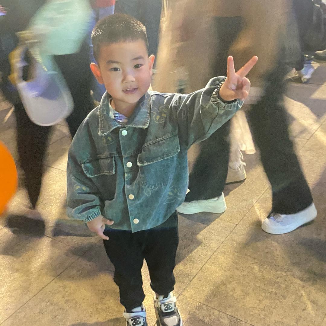 🐴米粒小盆友(4岁)啦！🌈