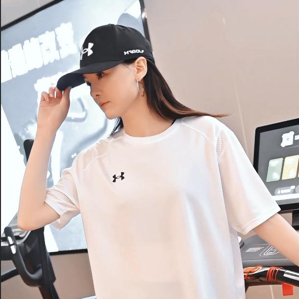 UA奥莱体育直播间