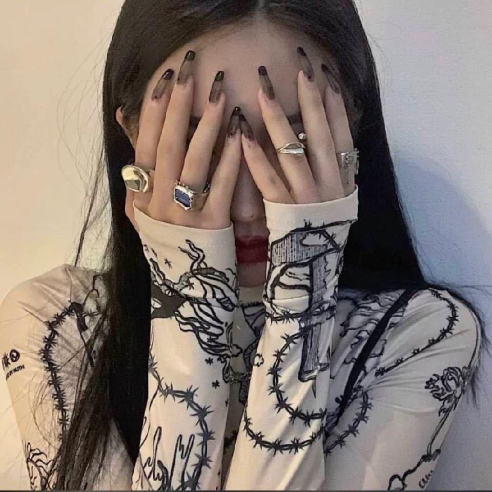 A    芸美女.