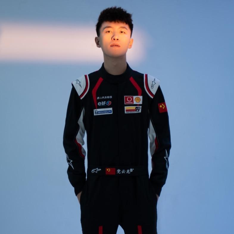 🏁 特技车手  党云龙