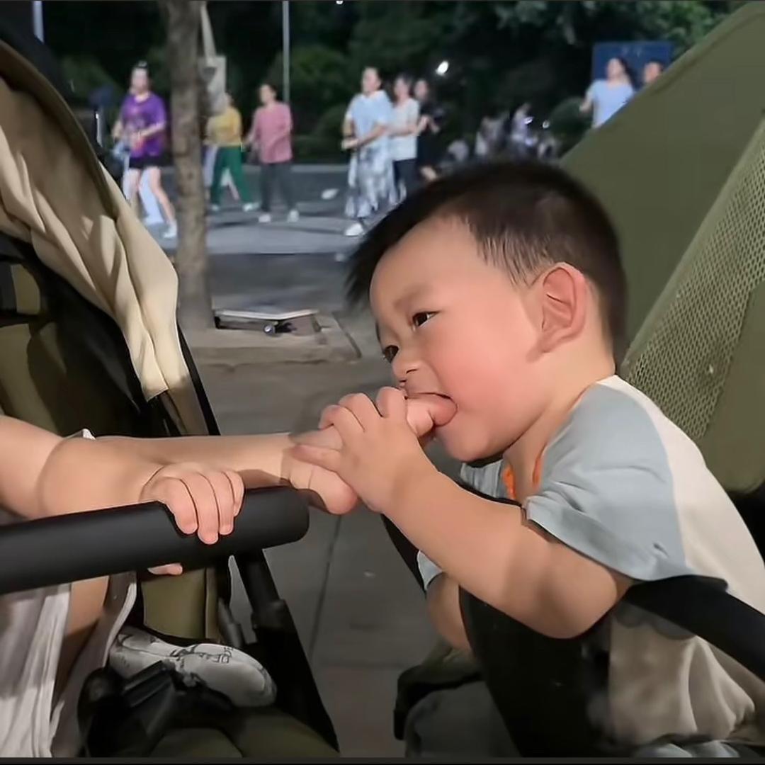 老许睡不着