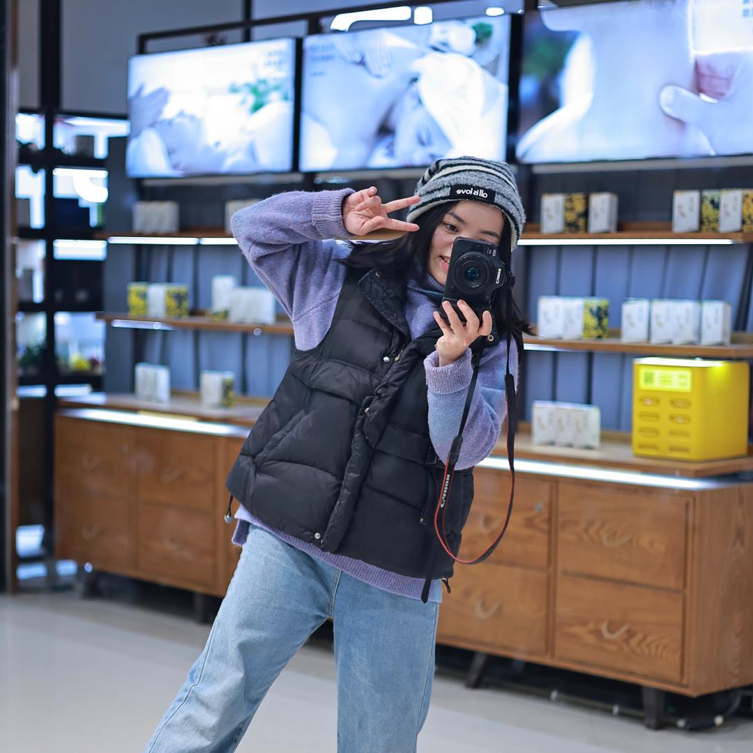 女摄周周（宜宾成都可约拍）