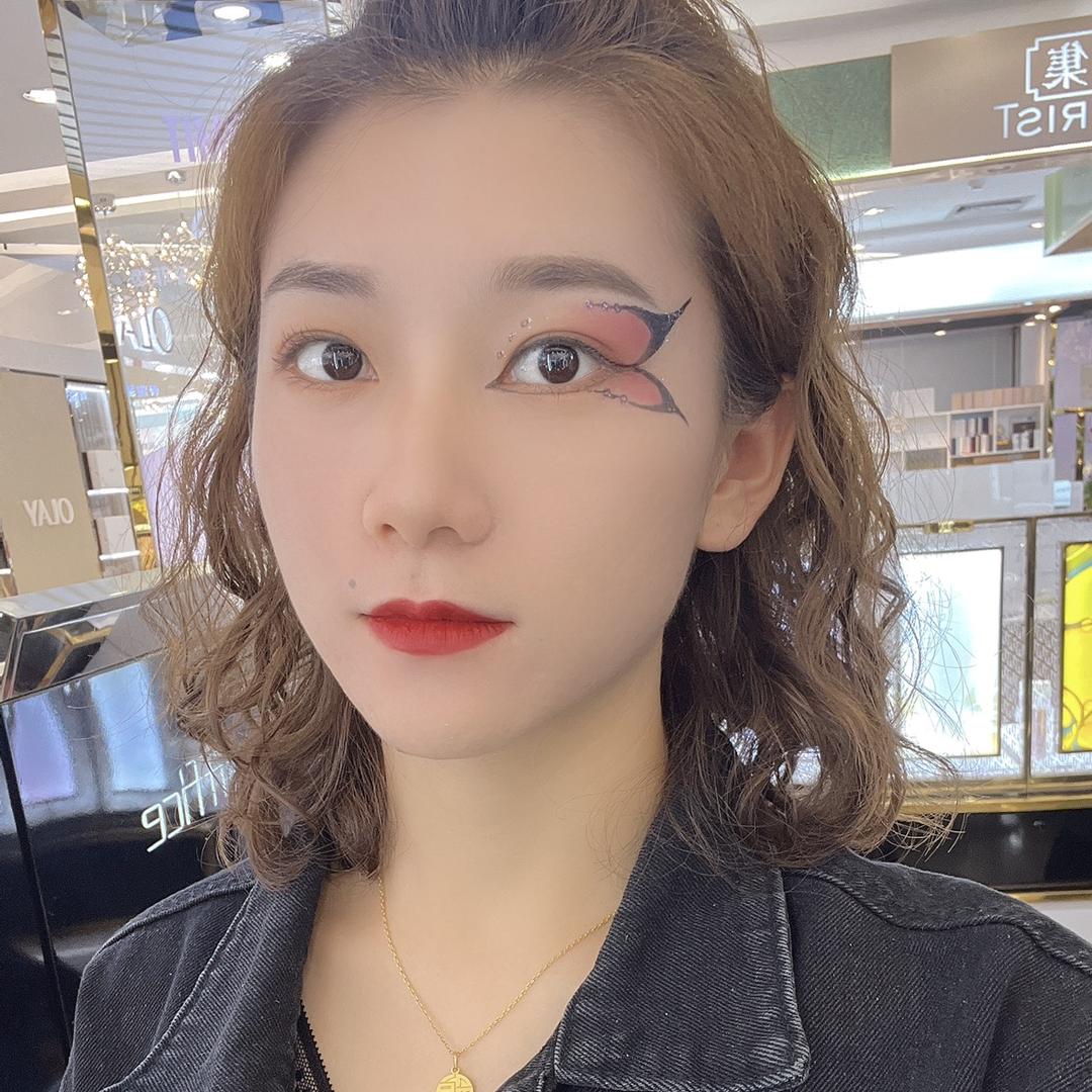 西昌二手车杨美女（老板娘）