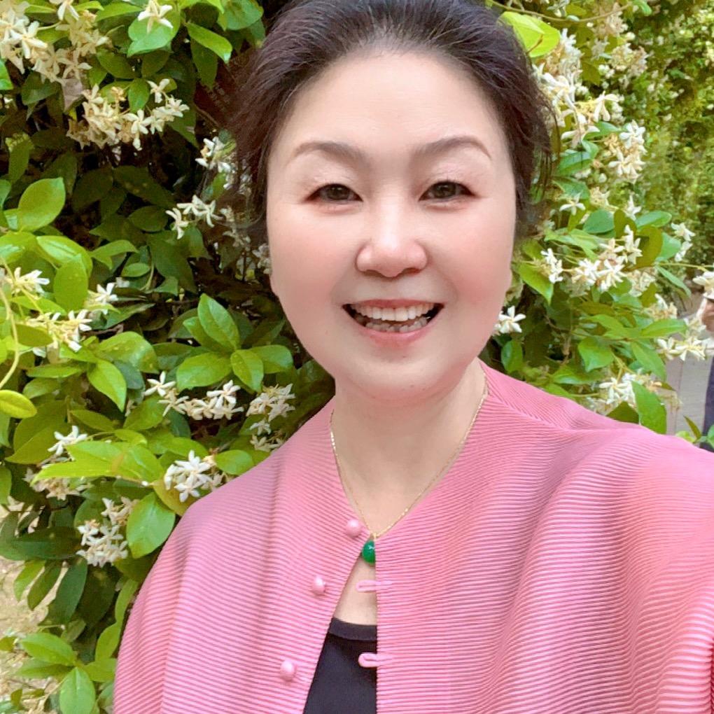山花💞