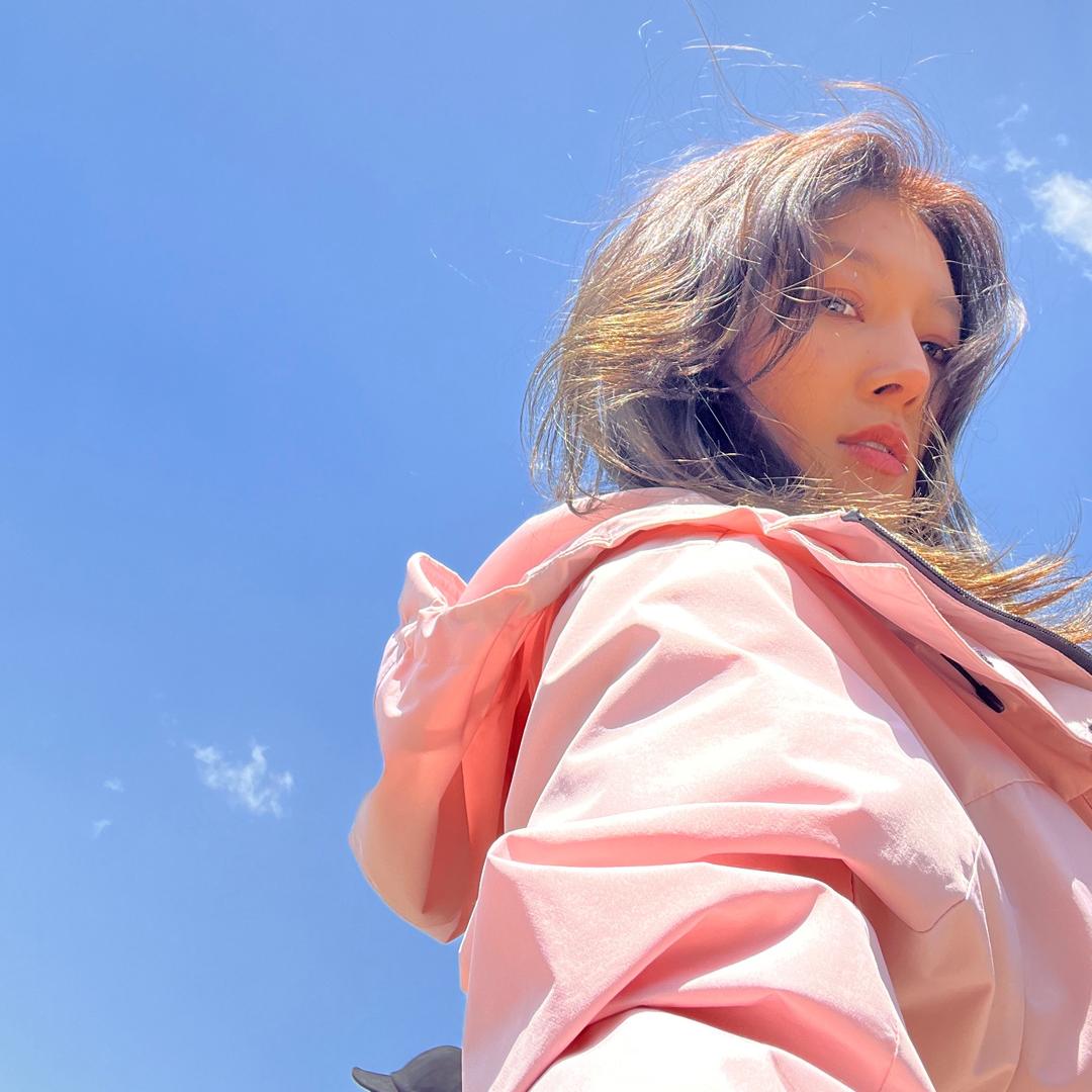 春田花花户外运动休闲羽绒