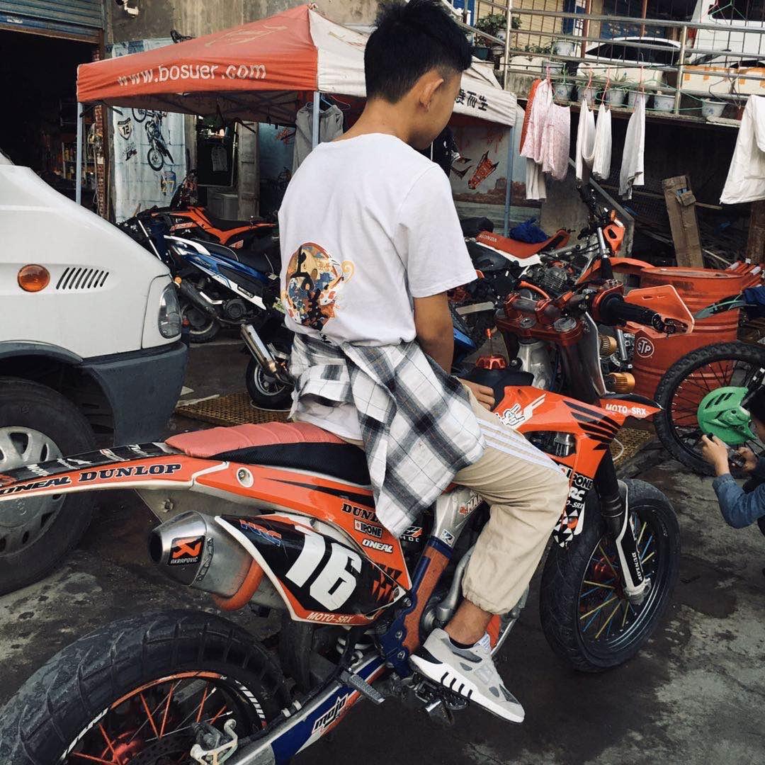 YS机车俱乐部 阳