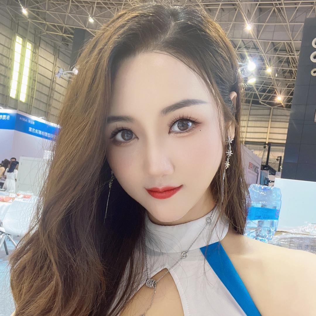 Vivian小林子