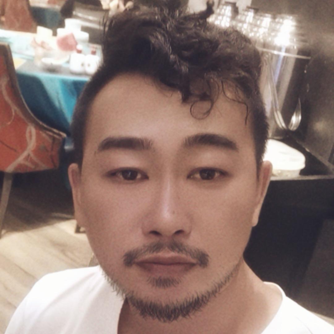 伊犁收房董事張