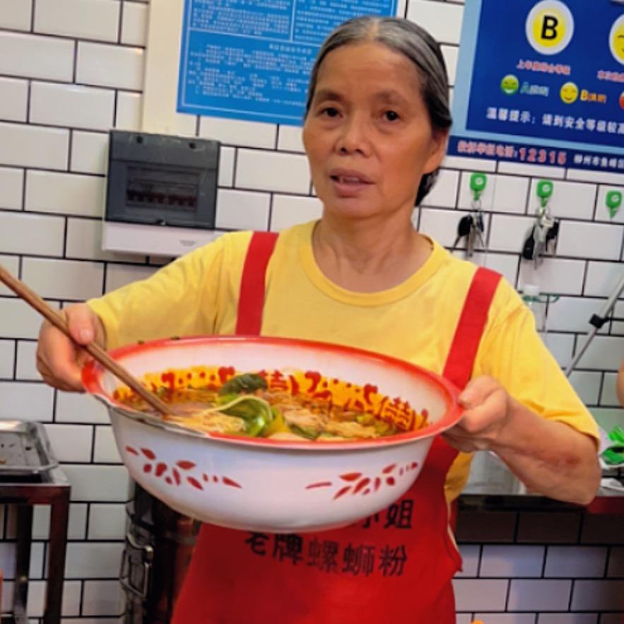 只卖螺蛳粉的孙阿姨