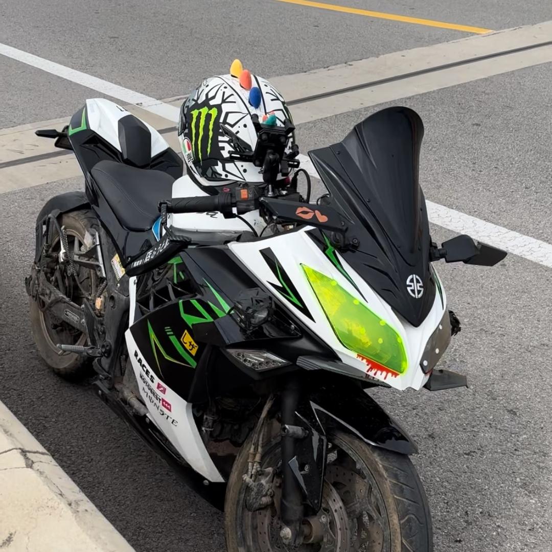 小钰🏍️