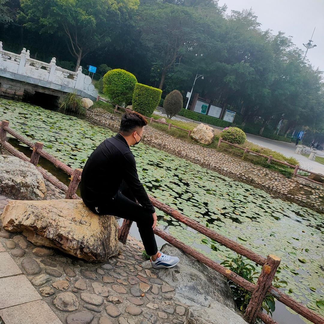 @龍 森