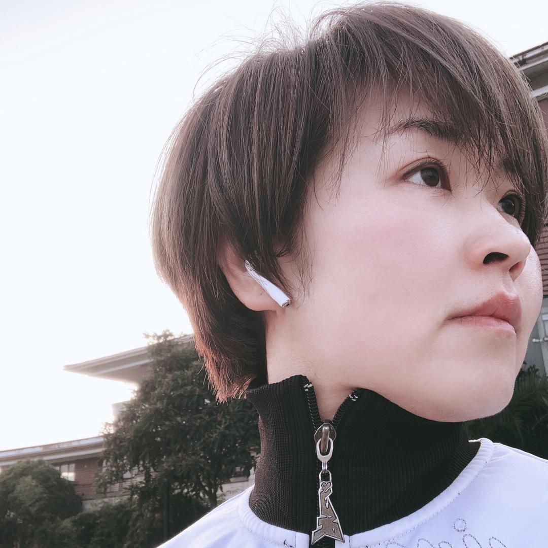 思思