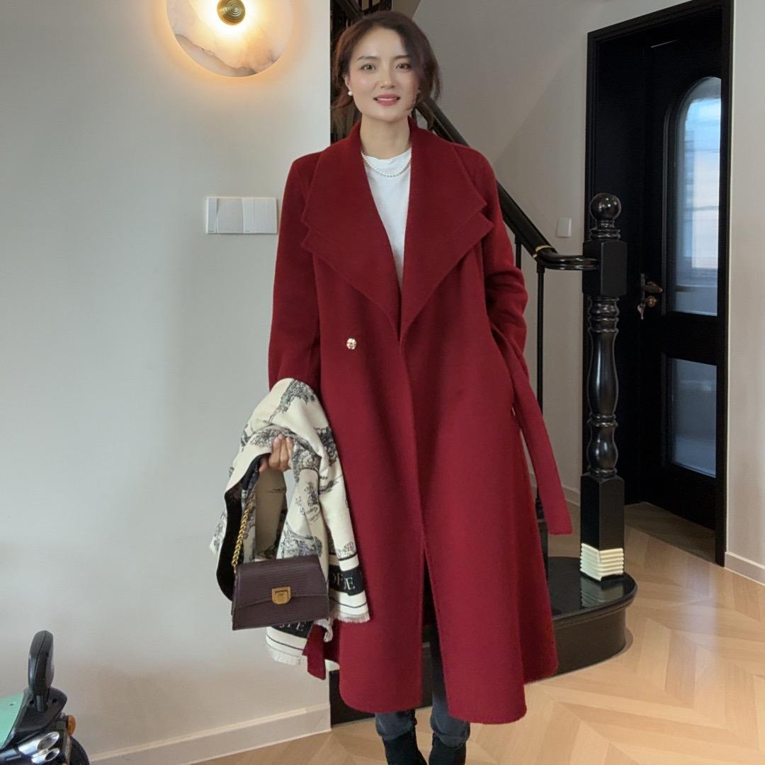 梦佳高端羊绒大衣工厂店