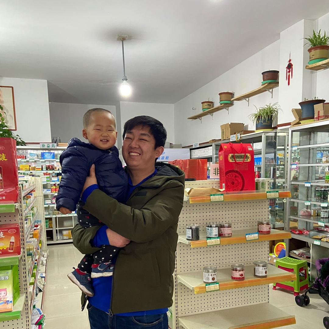 阿亮同学