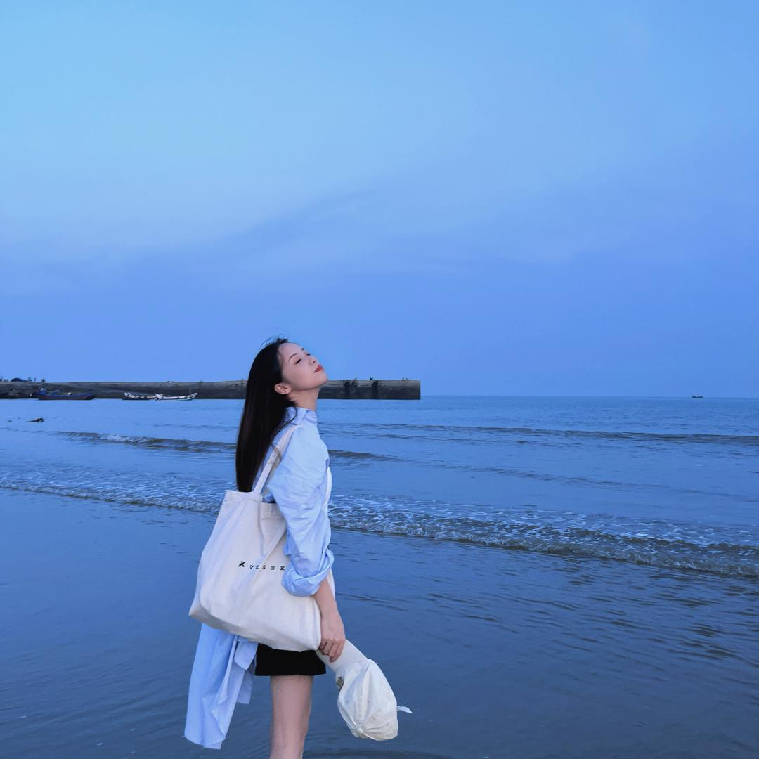 一只小阿群