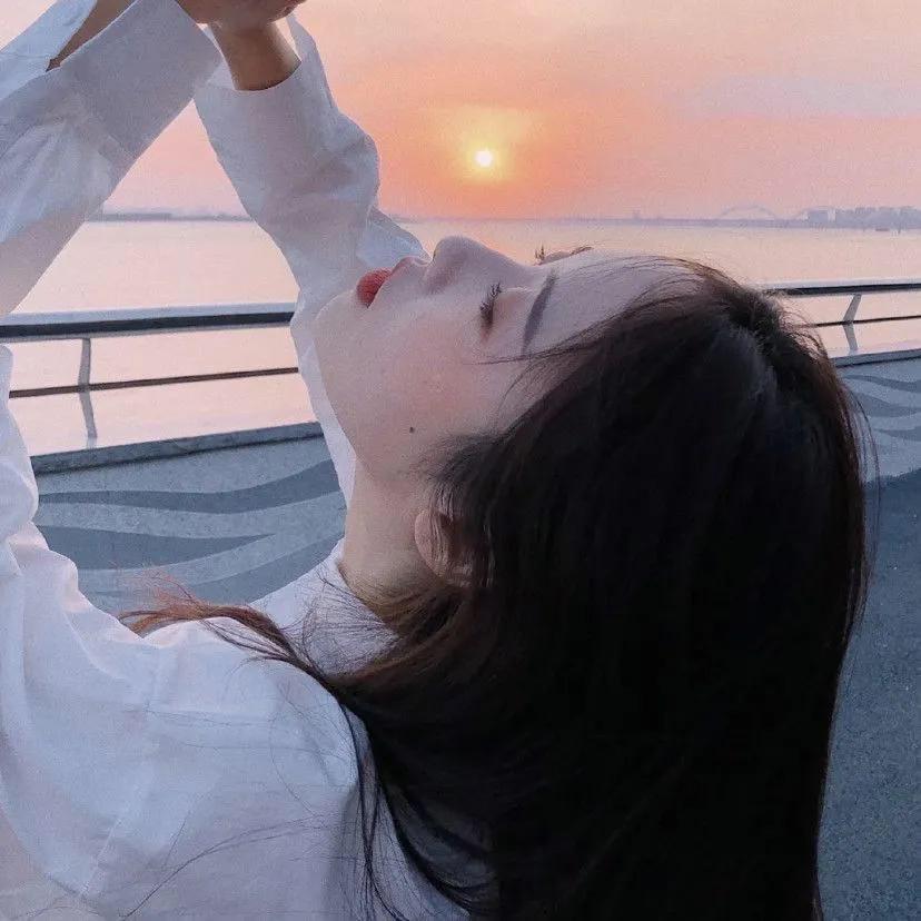 爱恋爱的猪猪脑