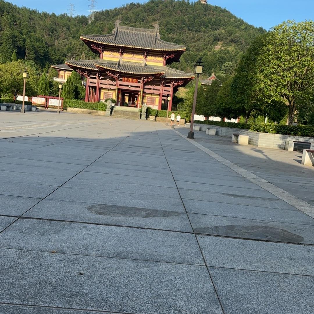 丽丽小衣