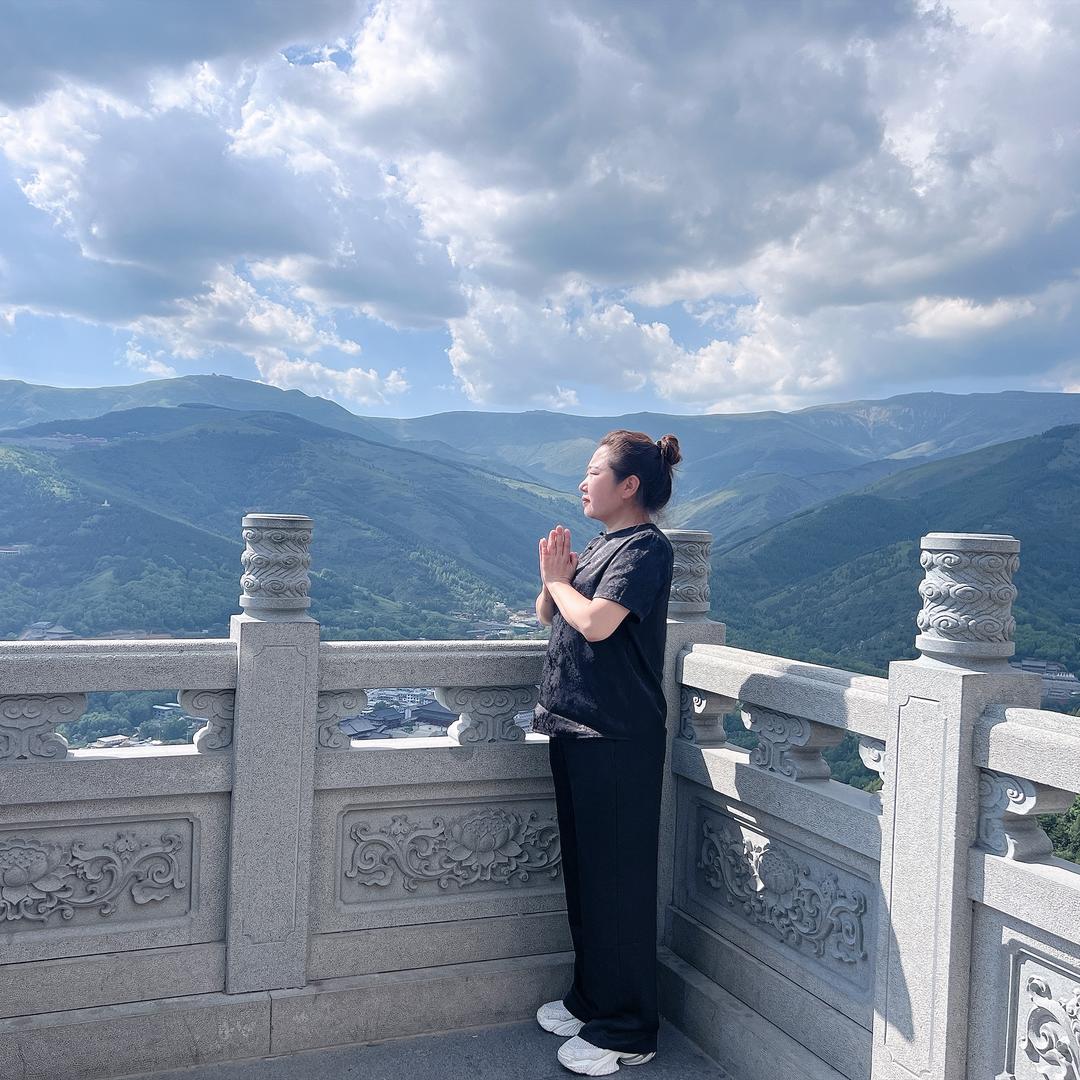 霄雲霞姐