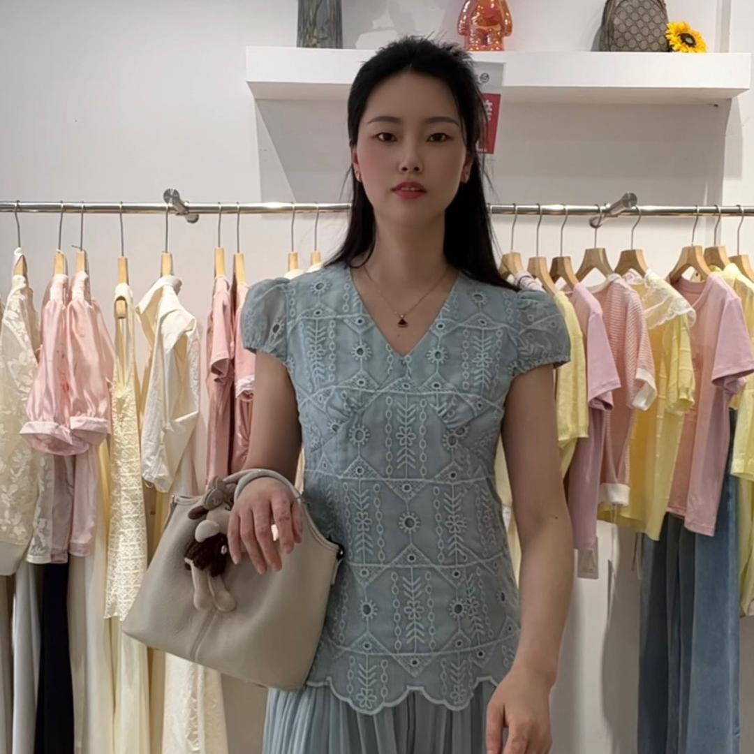 木子尚心动女装+戈美其女鞋