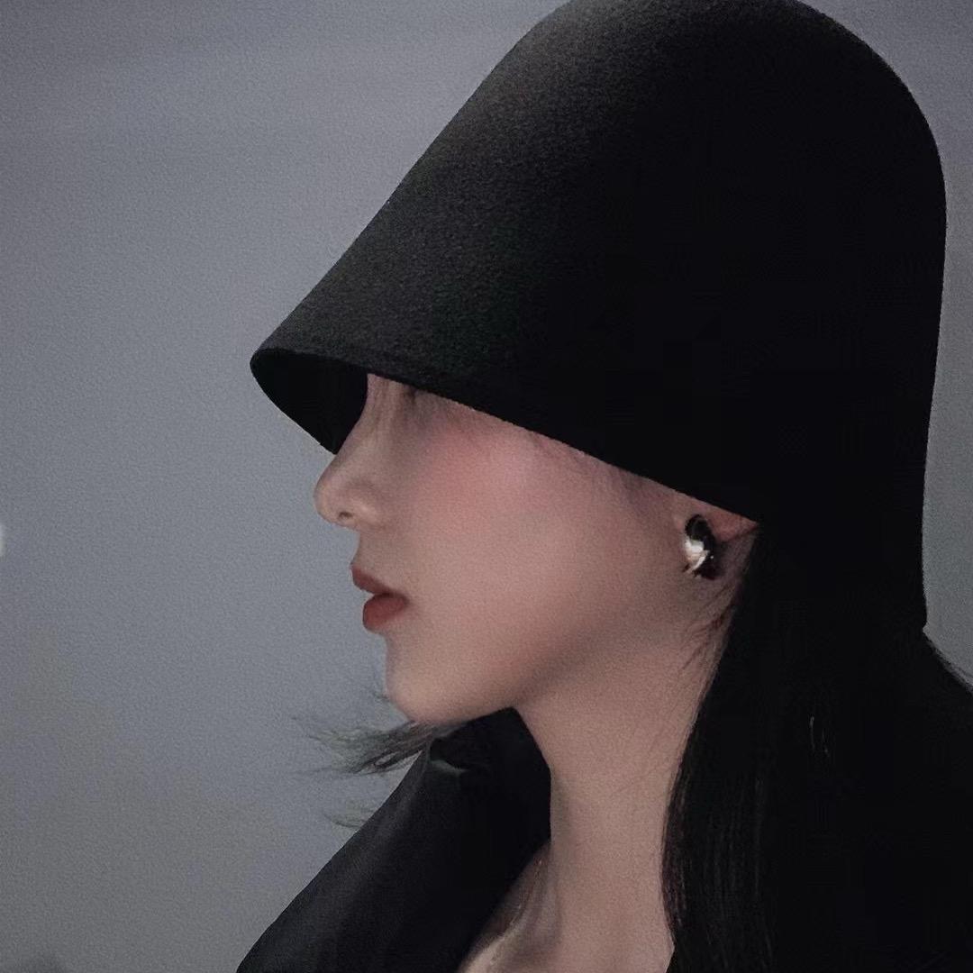阿金.