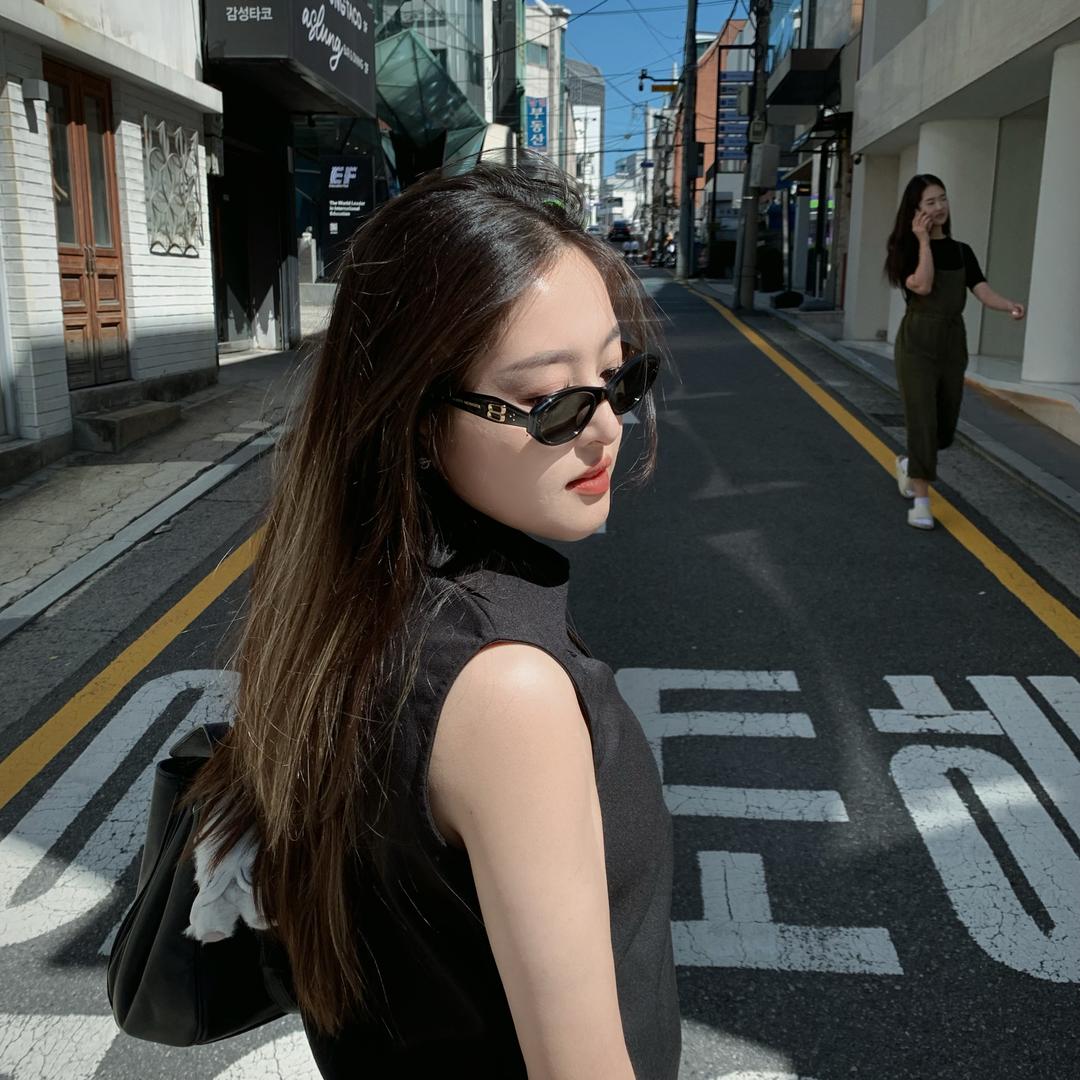 云仓老板娘针针