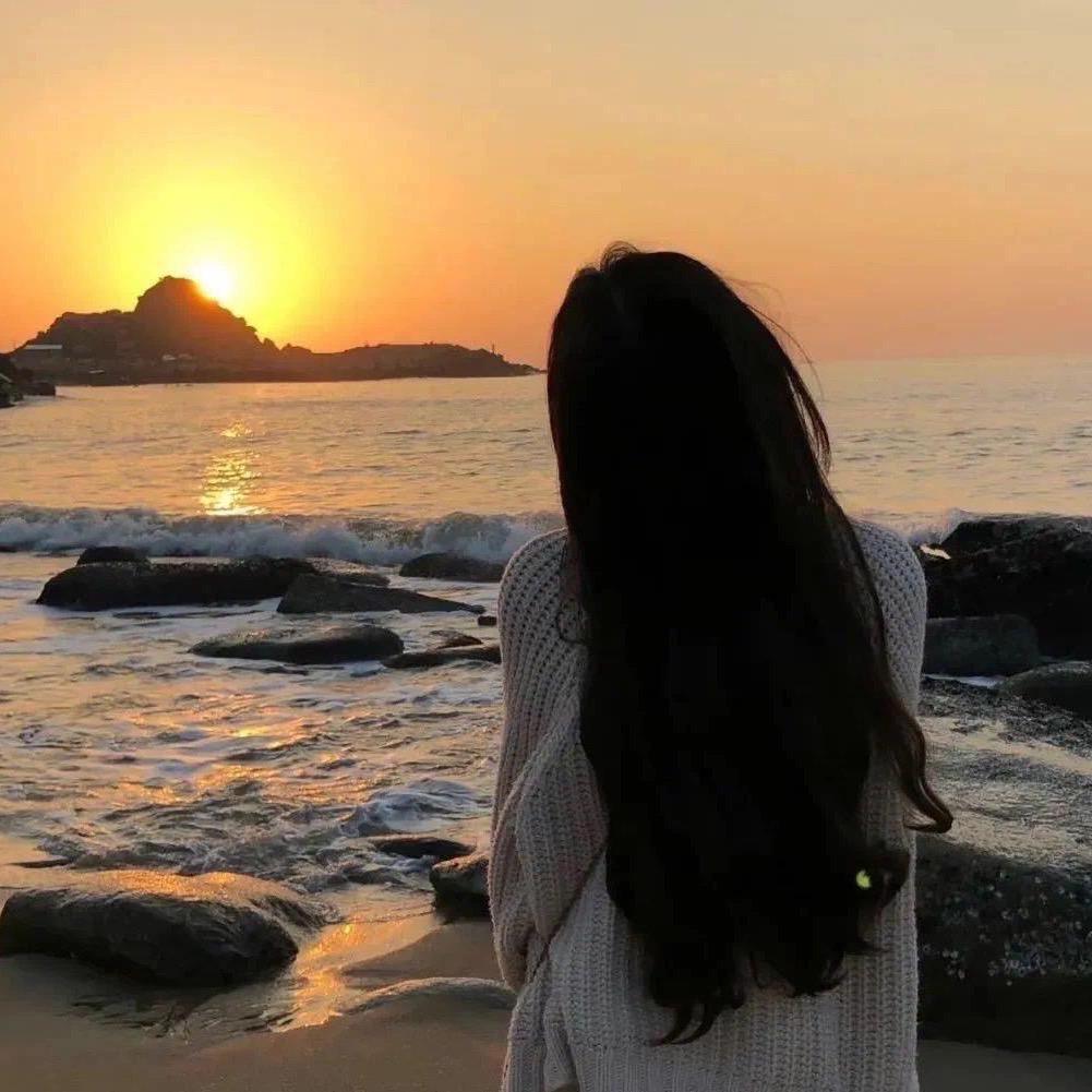 夜里梦海