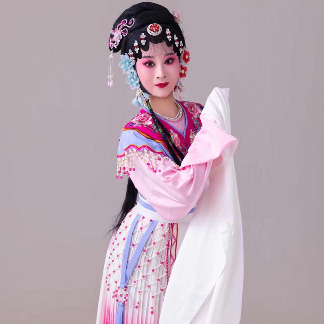 婺剧小依依