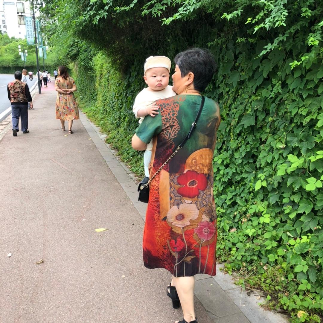 我家有个小胖子