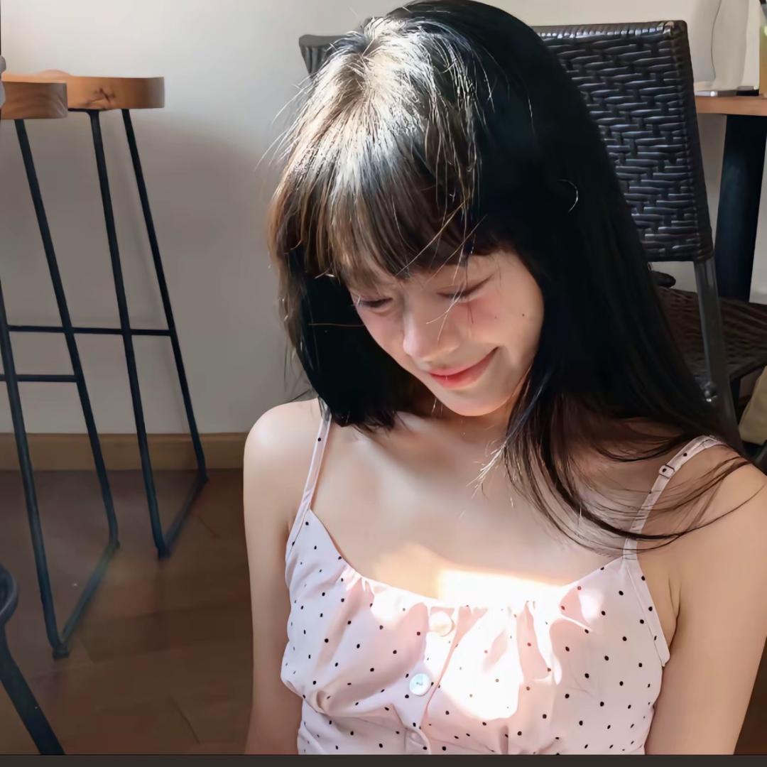 ૮₍˶•.•⑅₎ა