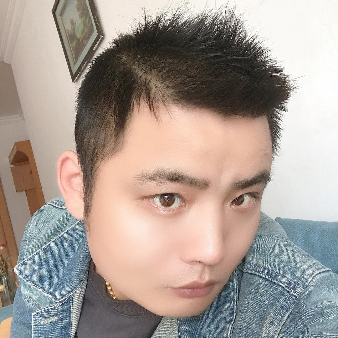 罗晓闻