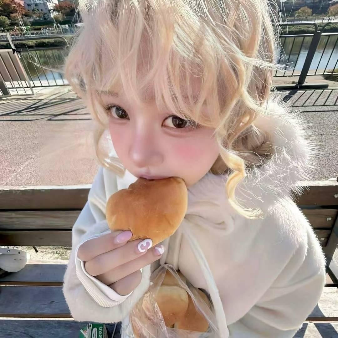 🍟小桃派.（乒乓球原价票狠狠缠上我）