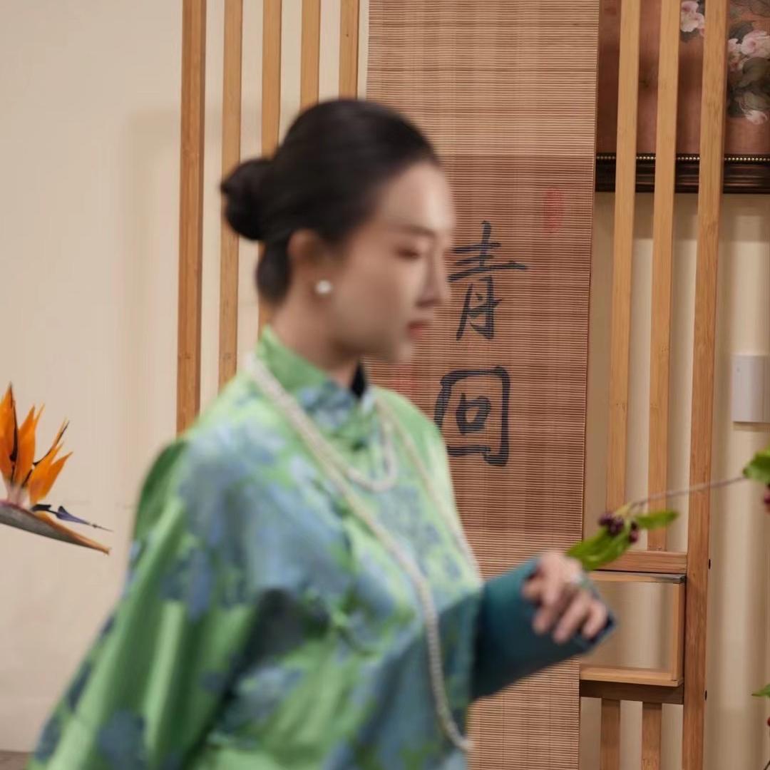 青回 小咪渣