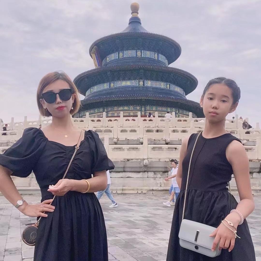 小妞和她的笨妈妈