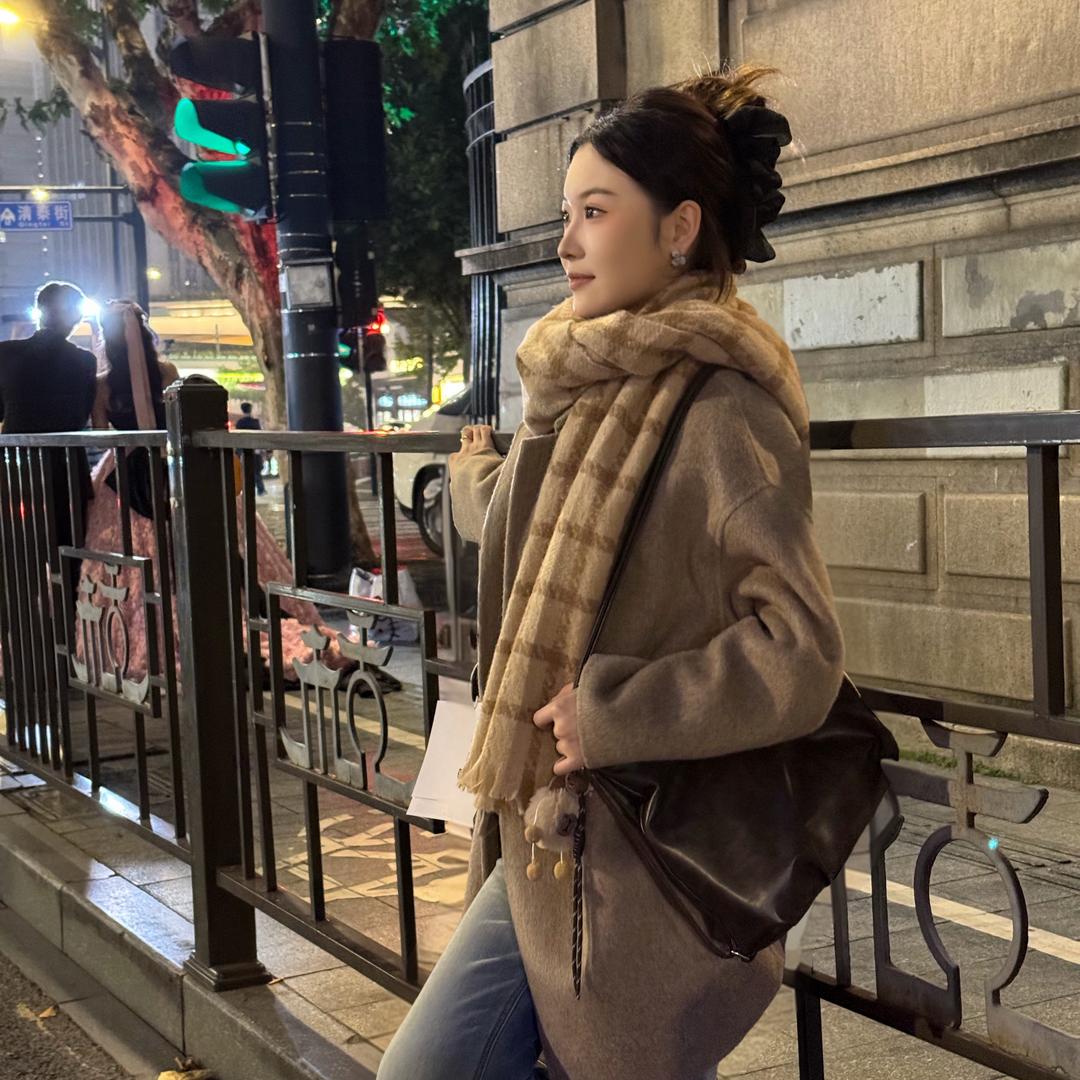 椰子女装Studio