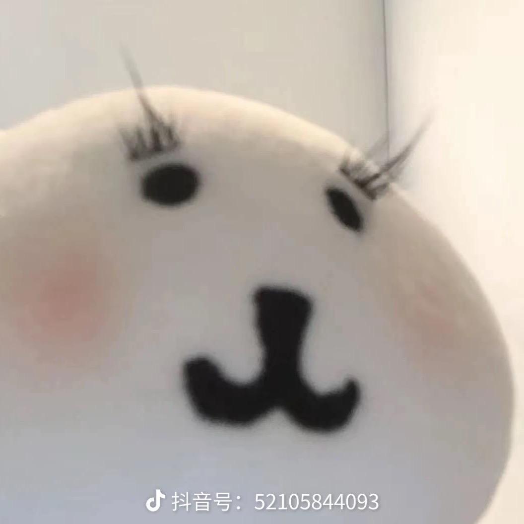 小圆圆超爱喝果汁