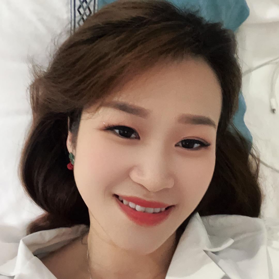 娜娜