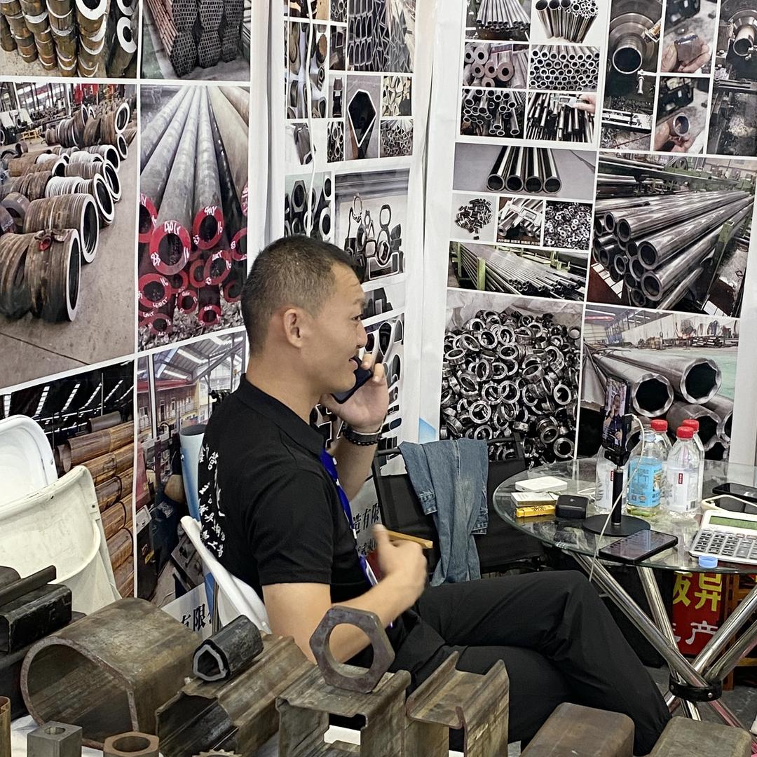 钢管小曲总-工作日常