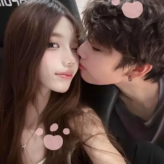 我女朋友非常萌