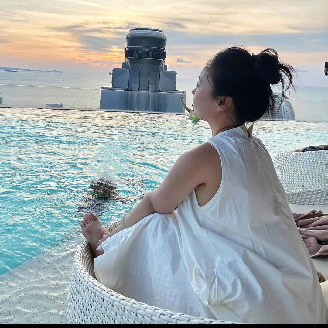 李阿瑶。