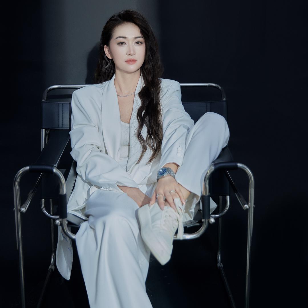 阿秋妹619 努力向前