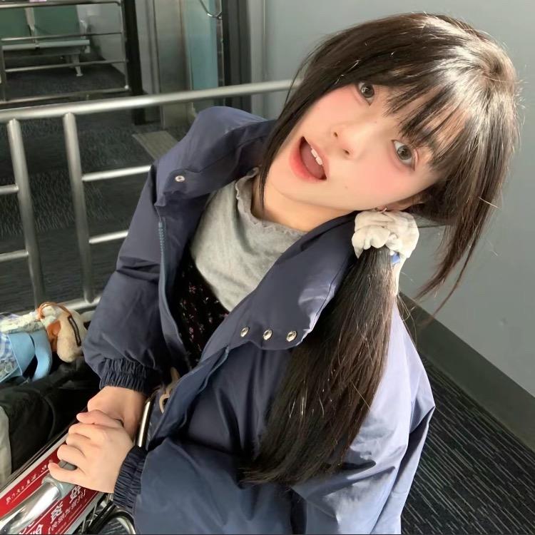 哦
