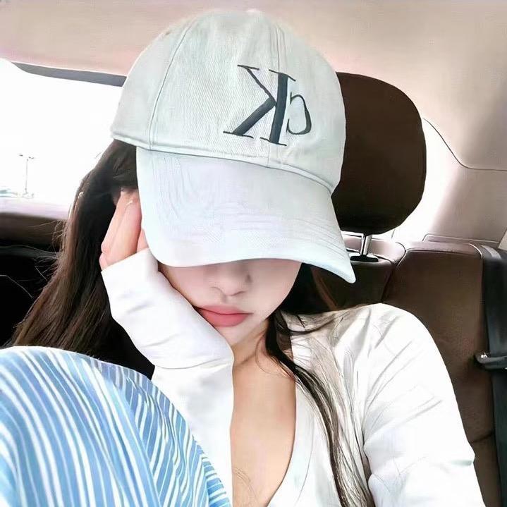 CHENCY ｜WANG—兔兔🐰