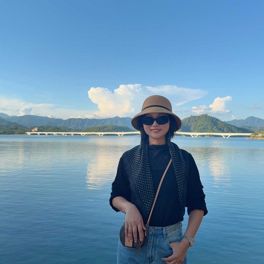 丽